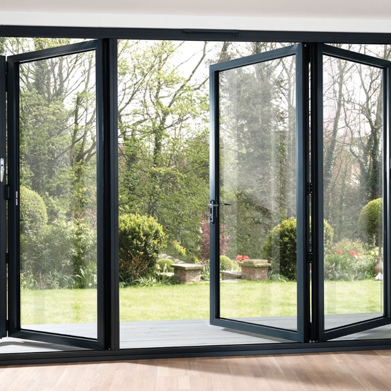 lắp đặt cửa nhôm Roto-I chất lượng Châu Âu